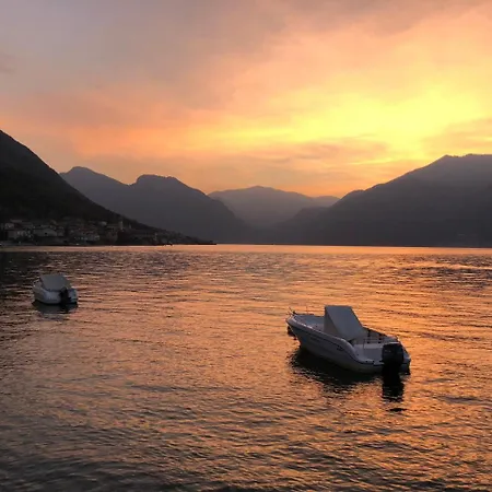 Infinity On Lake Como 公寓